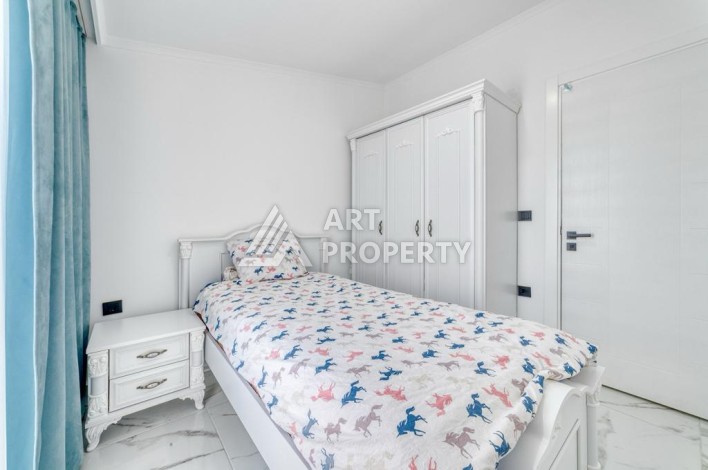 Двухуровневая видовая квартира 3+1 с новой мебелью в новом доме в Оба! - Ракурс 2