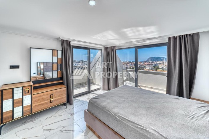 Двухуровневая видовая квартира 3+1 с новой мебелью в новом доме в Оба! - Ракурс 12