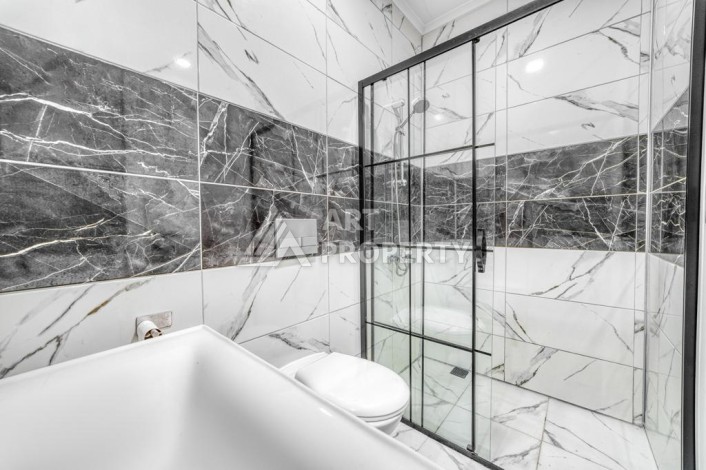 Двухуровневая видовая квартира 3+1 с новой мебелью в новом доме в Оба! - Ракурс 18