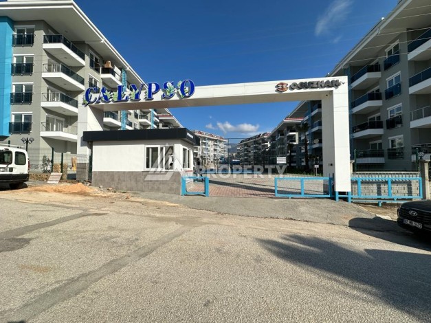 Двухуровневая квартира 2+1 в новом комплексе элитного района Кестел рядом с морем - Ракурс 6