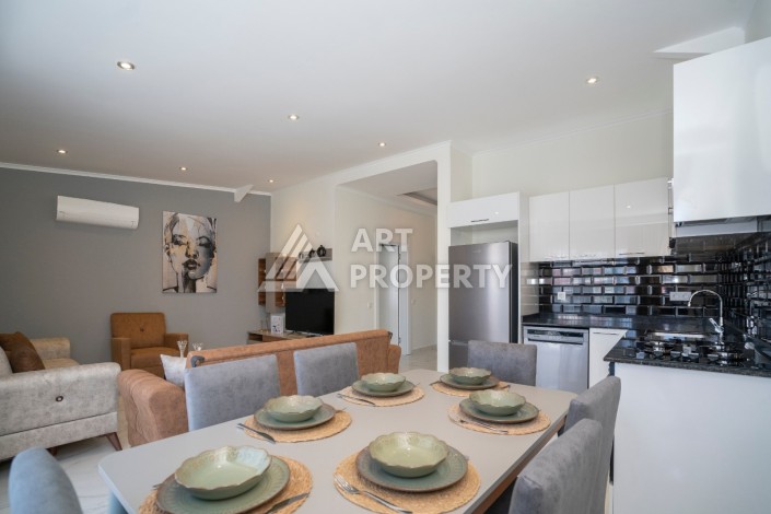 Двухуровневая квартира 2+1 в новом комплексе элитного района Кестел рядом с морем - Ракурс 24