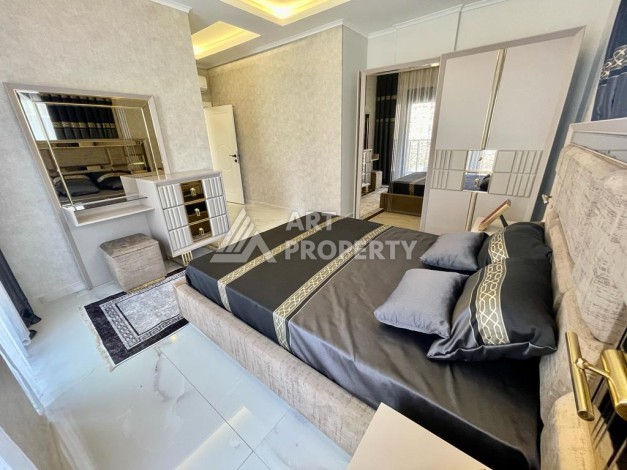 Шикарный дуплекс 2+1 с собственным садом  в районе Оба - Ракурс 9