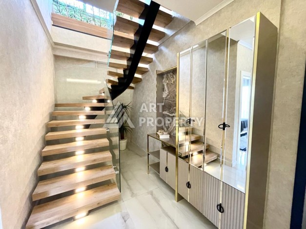 Шикарный дуплекс 2+1 с собственным садом  в районе Оба - Ракурс 16