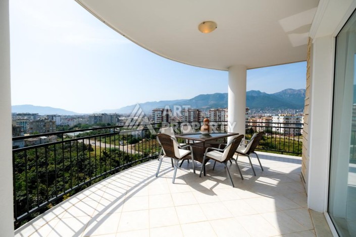 Квартира 2+1 с потрясающим видом на море и крепость в районе Тосмур - Ракурс 2