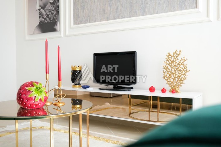 Квартира 2+1 с потрясающим видом на море и крепость в районе Тосмур - Ракурс 4