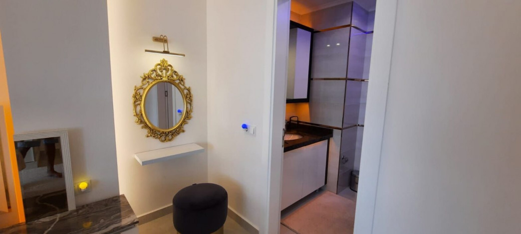 Трехкомнатная квартира в комплексе премиум класса, в 400 метрах от Средиземного моря,Махмутлар, Алания, 130 м2 - Ракурс 13