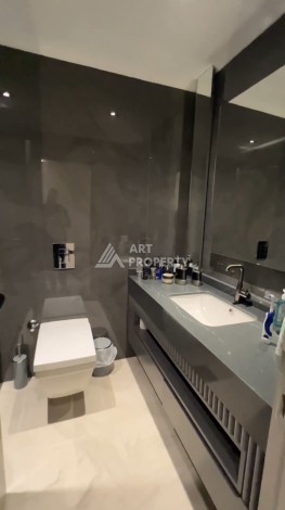 Люкс квартира  3+1 в элитном комплексе подходит для получение гражданства - Ракурс 8