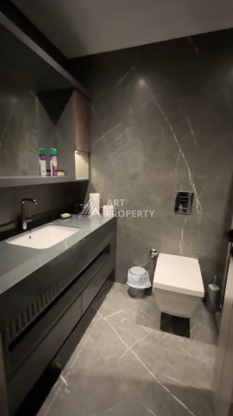 Люкс квартира  3+1 в элитном комплексе подходит для получение гражданства - Ракурс 9