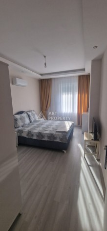 Просторная  квартира 1+1 в развитом районе Махмутлар - Ракурс 2