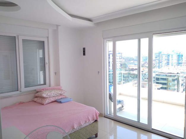 Двухкомнатная меблированная квартира в 300 метрах от Средиземного моря, Махмутлар, Алания, 60 м2 - Ракурс 3