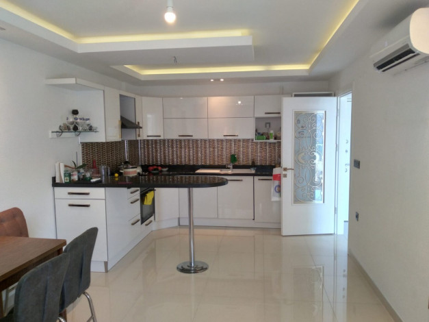 Двухкомнатная меблированная квартира в 300 метрах от Средиземного моря, Махмутлар, Алания, 60 м2 - Ракурс 4