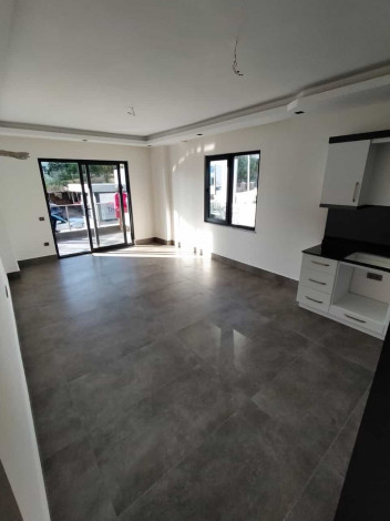 Квартира 1+1 в новом комплексе с инфраструктурой 5* отеля в тихом месте Махмутлара, 75 м2 - Ракурс 7