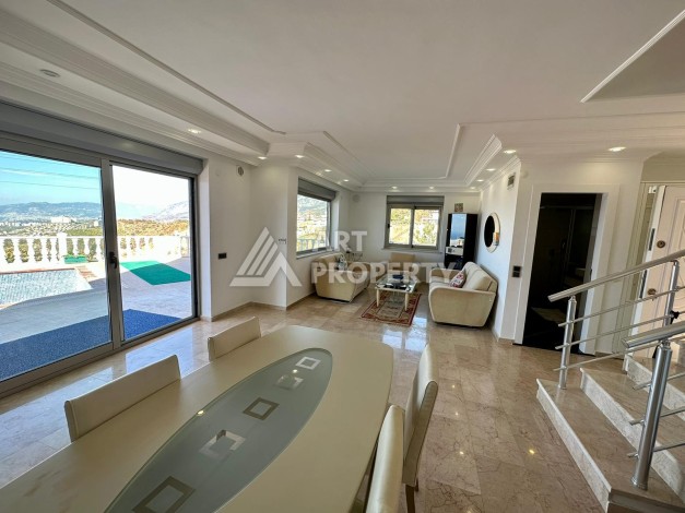 Вилла в районе Каргыджак с видом на море - Ракурс 13