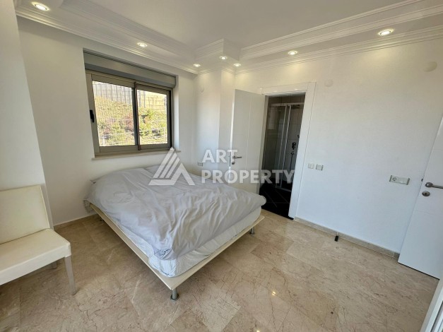 Вилла в районе Каргыджак с видом на море - Ракурс 17