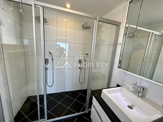 Вилла в районе Каргыджак с видом на море - Ракурс 19