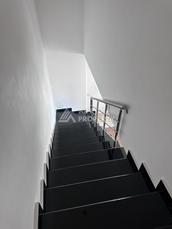 ДУПЛЕКС 3+1  В ОТЛИЧНОМ КОМПЛЕКСЕ НА КЛЕОПАТРЕ ПЛОЩАДЬЮ 150 МЕТРОВ - Ракурс 22