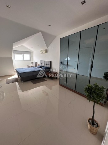 ДУПЛЕКС 3+1  В ОТЛИЧНОМ КОМПЛЕКСЕ НА КЛЕОПАТРЕ ПЛОЩАДЬЮ 150 МЕТРОВ - Ракурс 25