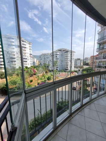 Квартира 2+1 с большими балконами и приятным видом, 120 кв.м. Тосмур, Алания. - Ракурс 43