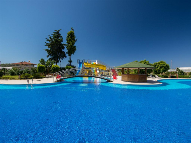 Квартиры 2+1 по отличным ценам в комплексе с инфраструктурой в Демирташ, 100 м2 - Ракурс 11