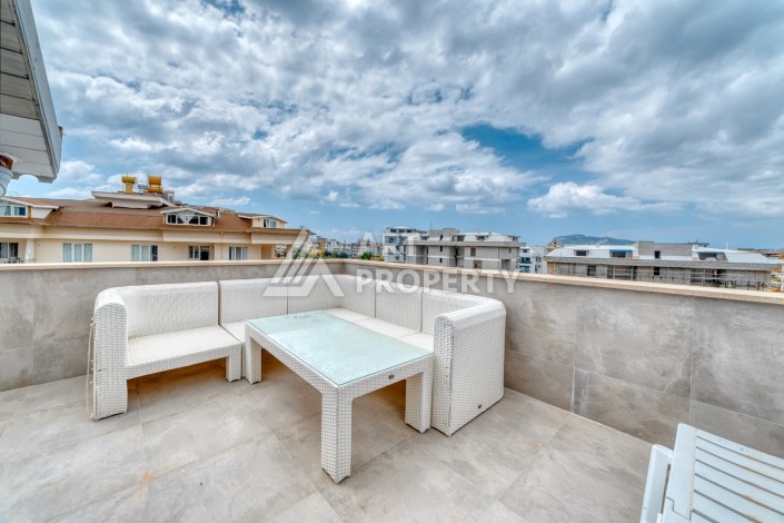 Просторный дуплекс 4+1 , 220 кв.м в развитом районе Оба - Ракурс 26