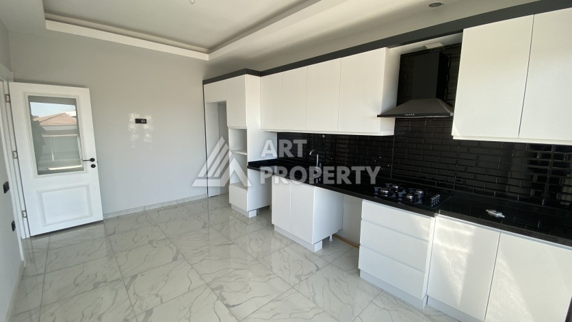 Новая, просторная  квартира 3+1, площадью 140 м2,  в самом Европейском районе Алании: Оба - Ракурс 15