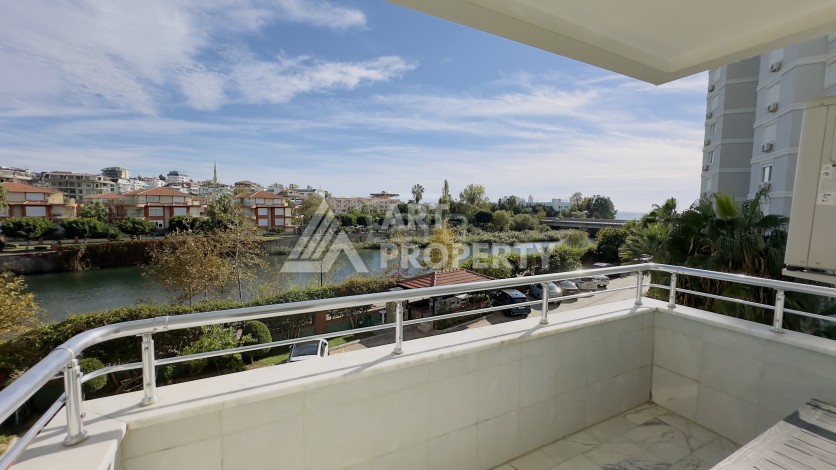 Просторная квартира 3+1 , 165 кв.м на первой береговой линии моря в районе Тосмур - Ракурс 4