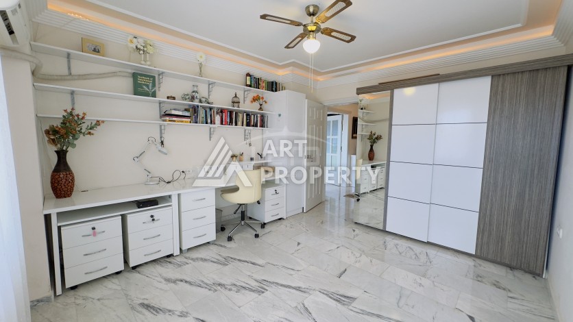 Просторная квартира 3+1 , 165 кв.м на первой береговой линии моря в районе Тосмур - Ракурс 11