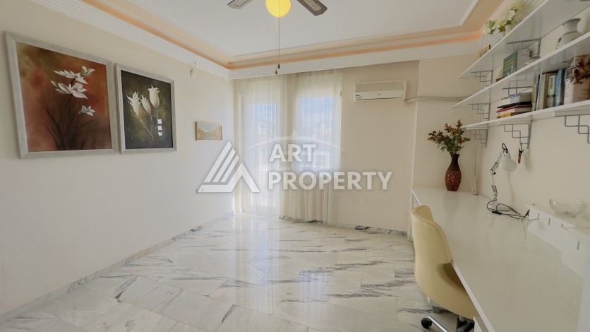 Просторная квартира 3+1 , 165 кв.м на первой береговой линии моря в районе Тосмур - Ракурс 12