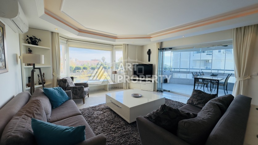 Просторная квартира 3+1 , 165 кв.м на первой береговой линии моря в районе Тосмур - Ракурс 16