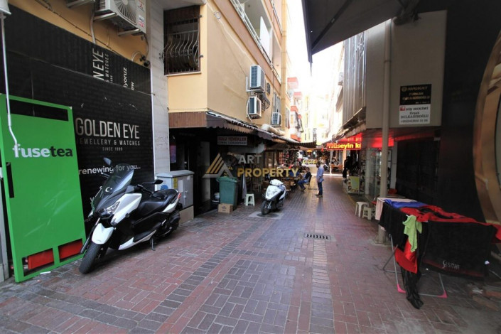 Срочная продажа двухкомнатной квартиры в центре Алании, 50 м2 - Ракурс 2