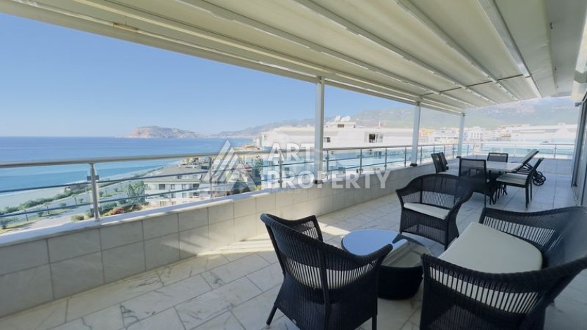 Элитный Дуплекс 3+1, площадью 221 м2 в районе Тосмур на первой линии - Ракурс 3