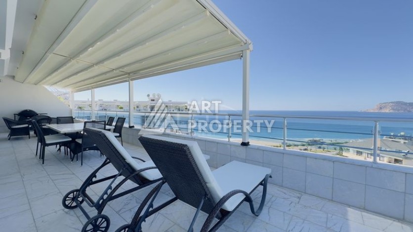 Элитный Дуплекс 3+1, площадью 221 м2 в районе Тосмур на первой линии - Ракурс 4