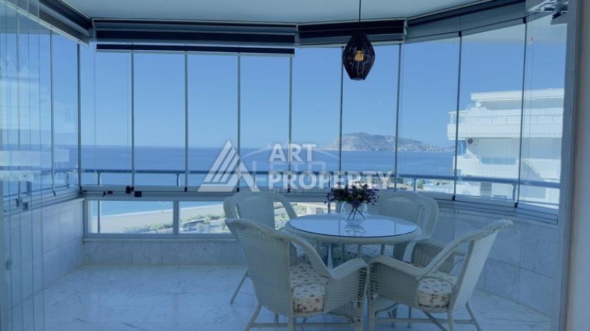 Элитный Дуплекс 3+1, площадью 221 м2 в районе Тосмур на первой линии - Ракурс 6