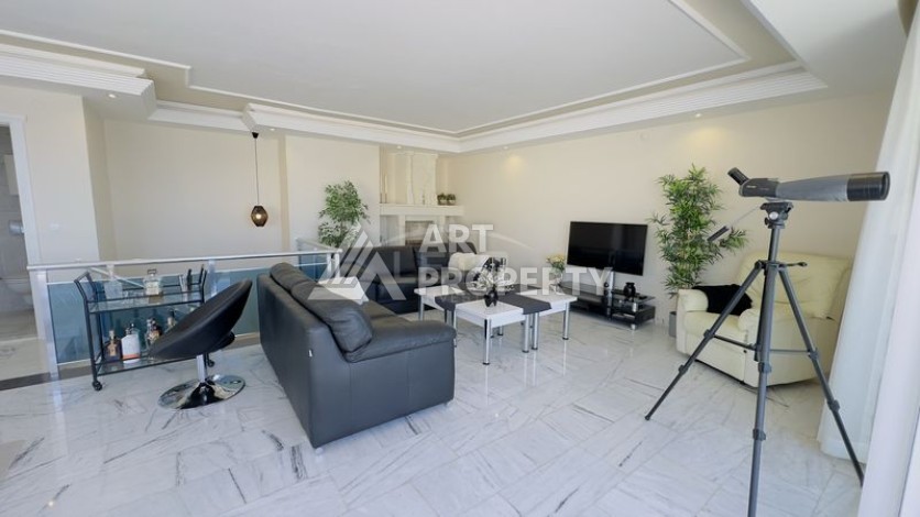 Элитный Дуплекс 3+1, площадью 221 м2 в районе Тосмур на первой линии - Ракурс 12