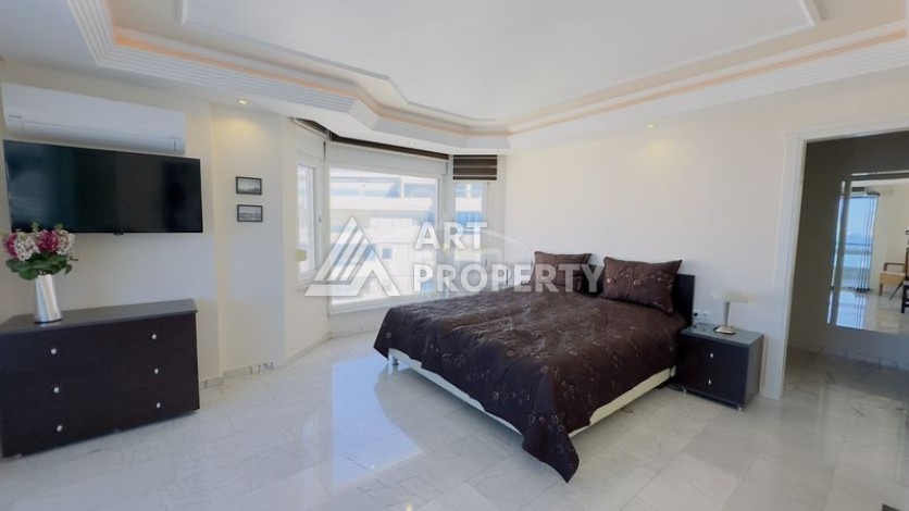 Элитный Дуплекс 3+1, площадью 221 м2 в районе Тосмур на первой линии - Ракурс 17