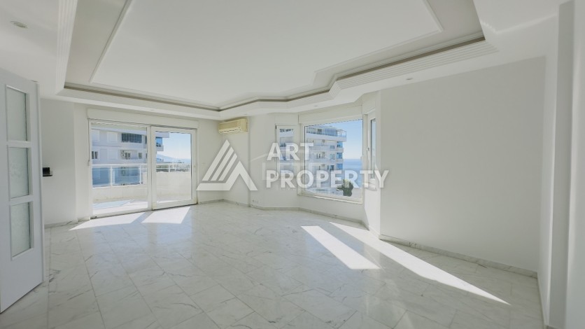 Видовая квартира 2+1 на первой береговой линии моря и рядом с речкой в районе Тосмур - Ракурс 10