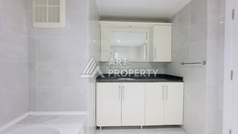 Видовая квартира 2+1 на первой береговой линии моря и рядом с речкой в районе Тосмур - Ракурс 23