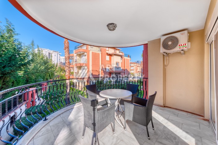 Дуплекс 4+1 с выходом в сад всего в 150 метрах от моря, 280 кв.м. Кестель, Алания. - Ракурс 14