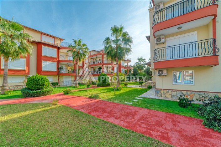 Дуплекс 4+1 с выходом в сад всего в 150 метрах от моря, 280 кв.м. Кестель, Алания. - Ракурс 28