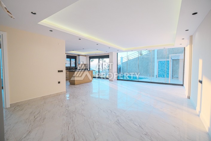 Вилла 4+1 с видом на море и приватным бассейном в районе Тепе, 450 кв.м. - Ракурс 2