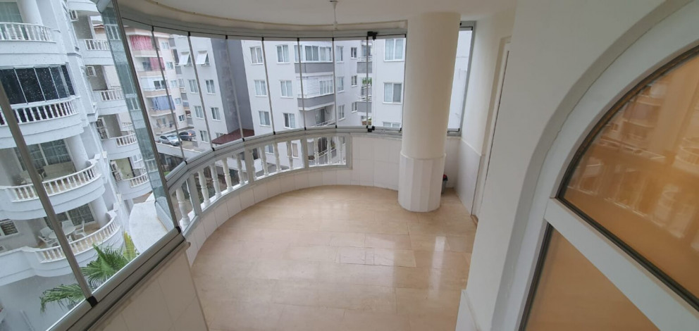 Апартаменты 2+1 в элитном комплексе в районе Тосмур, 130 м2 - Ракурс 12