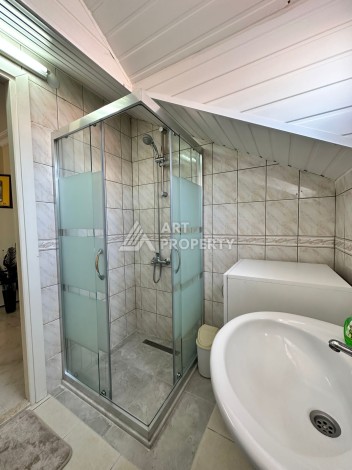 Дуплекс 2+1 с видом на горы в 10 минутах от пляжа Клеопатры, 120 кв.м. - Ракурс 15