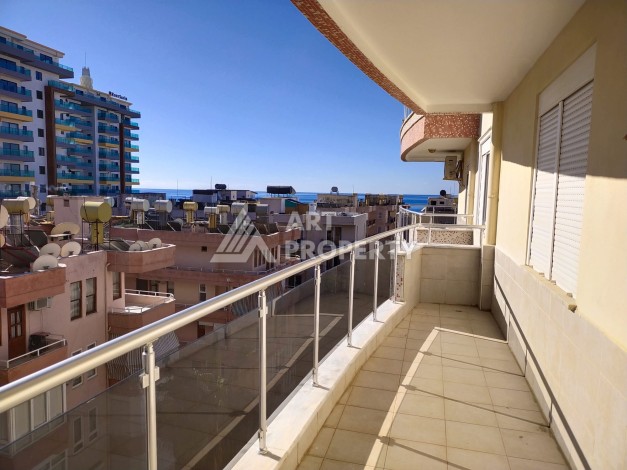 Просторная квартира 2+1 с видом на море и горы в Махмутларе. До пляжа 100 метров. - Ракурс 23