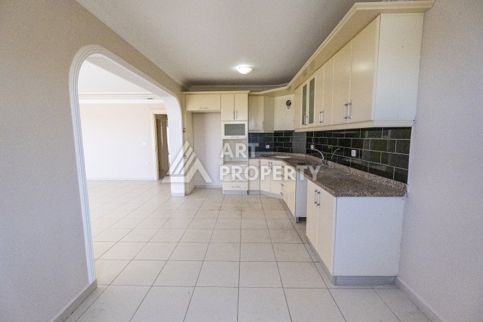 Просторная квартира 2+1 в престижной резиденции, 150 кв.м. Махмутлар, Алания. - Ракурс 31