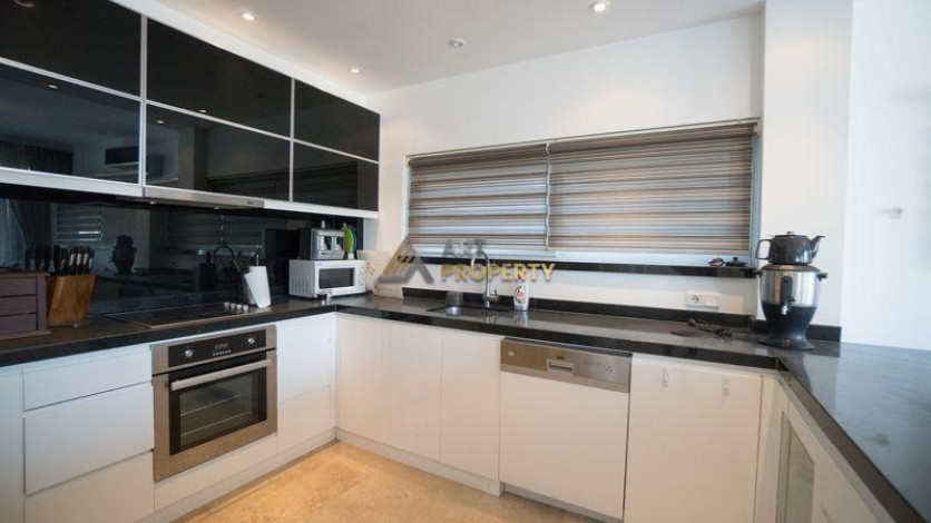 Вилла 3+1 с собственным бассейном в Конаклы, 185 м2 - Ракурс 28