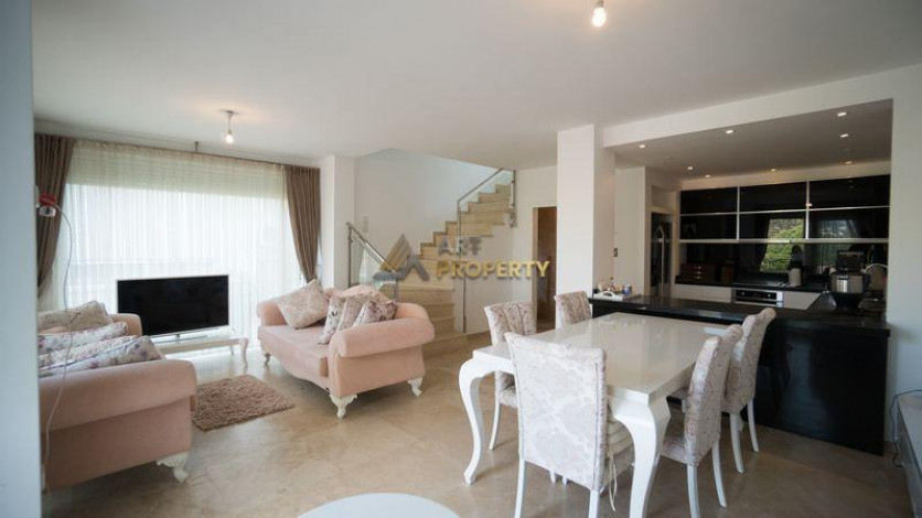 Вилла 3+1 с собственным бассейном в Конаклы, 185 м2 - Ракурс 33