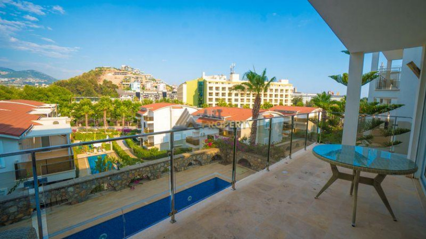 Вилла 3+1 с собственным бассейном в Конаклы, 185 м2 - Ракурс 35