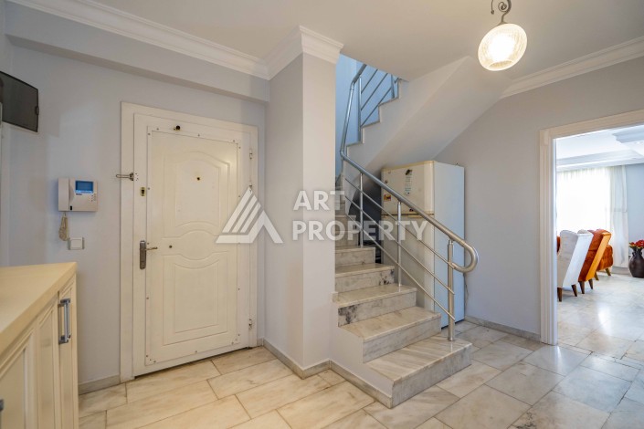 Двухуровневый пентхаус 4+1 в районе Оба, 150 кв.м. - Ракурс 10