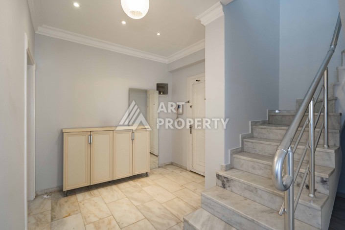 Двухуровневый пентхаус 4+1 в районе Оба, 150 кв.м. - Ракурс 11