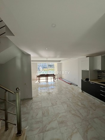 Уникальное предложение под гражданство в центре Авсалара, 2 дуплекса общей площадью 270м2 в 900 метрах от пляжа Инжекум - Ракурс 7